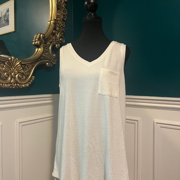 off white top - Picture 2 of 4